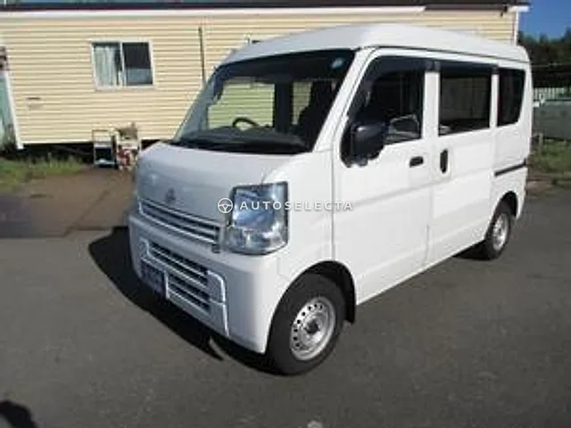 Nissan NV100 Clipper 2021, auction grade 3.5