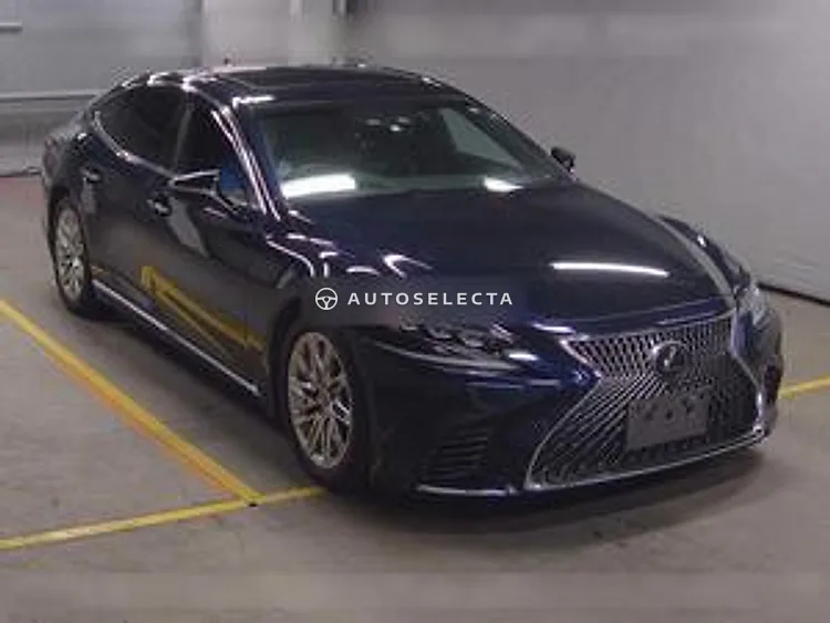 Lexus LS 2020, photo 1 of 6