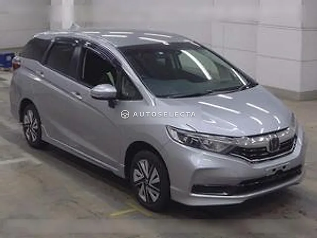 Honda Shuttle 2019, auction grade 4.5