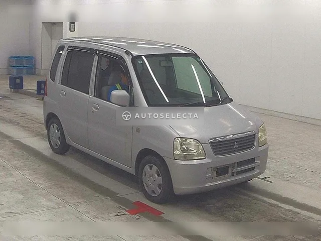 Mitsubishi Toppo BJ 2003
