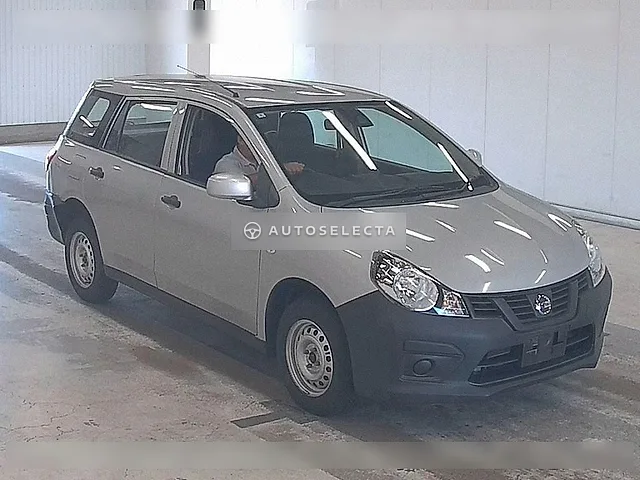 Nissan NV150 AD 2022