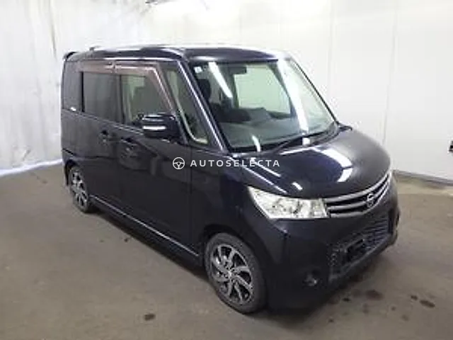Nissan Roox 2012, auction grade 3.5
