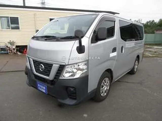 Nissan NV350 Caravan 2021, auction grade 3.5