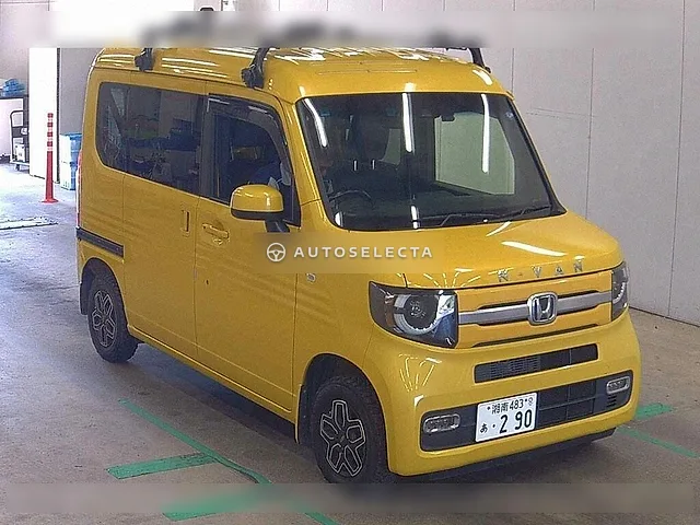 Honda N-VAN Plus Style 2019, auction grade 4.5