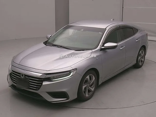 Honda Insight 2019, auction grade 3.5