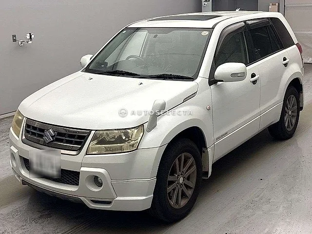 Suzuki Escudo 2008, auction grade R