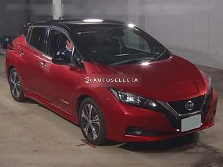 Nissan Leaf 2018, photo 1 of 6
