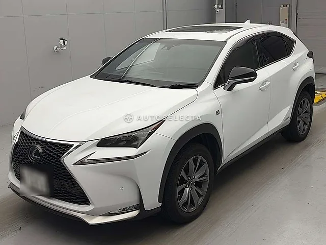 Lexus NX 2016, auction grade 4