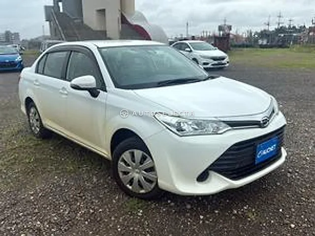 Toyota Corolla Axio 2016, auction grade 3.5