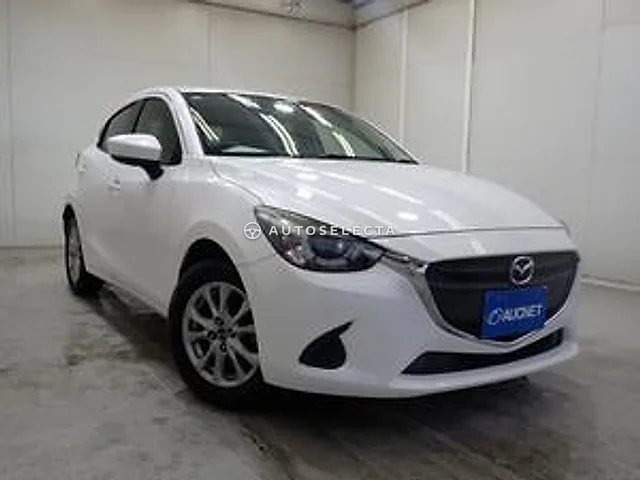 Mazda Demio 2019, auction grade 3.5