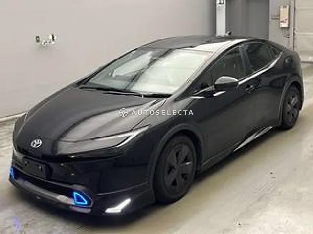 Toyota Prius 2023, auction grade R
