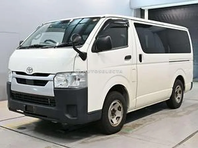 Toyota Hiace Van 2021, auction grade 3.5