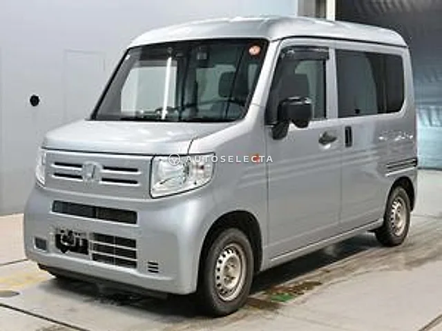 Honda N-VAN 2018, auction grade 3.5