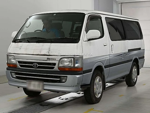 Toyota Hiace Van 2003, auction grade R