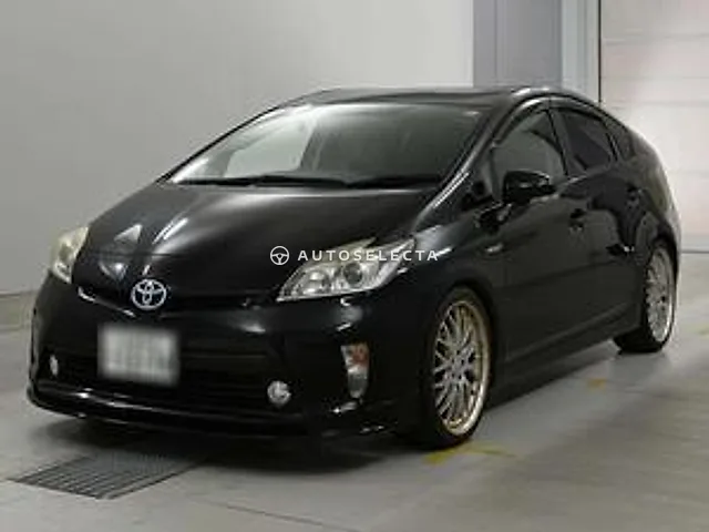 Toyota Prius 2014, auction grade 4