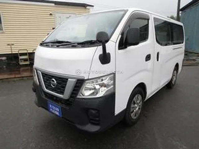 Nissan NV350 Caravan 2019, auction grade 3.5