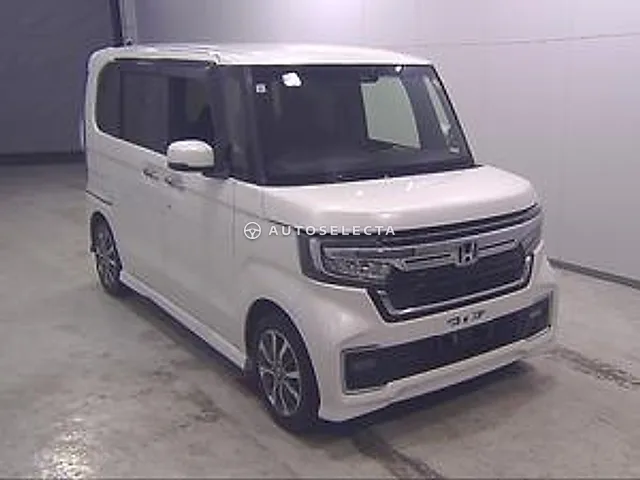 Honda N-BOX 2025, auction grade 3.5