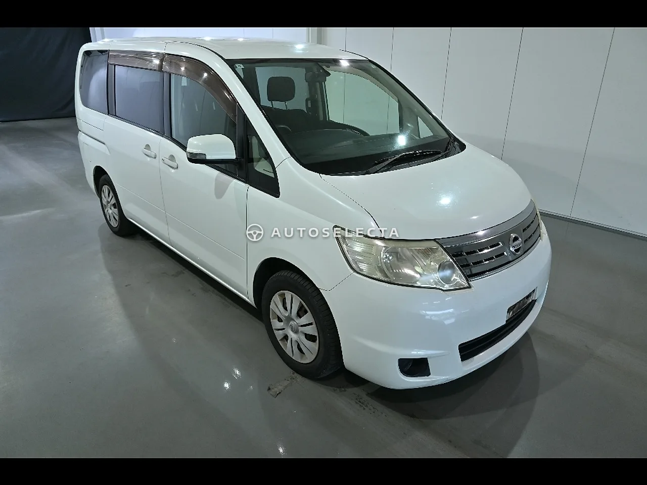 Nissan Serena 2009, photo 1 of 1