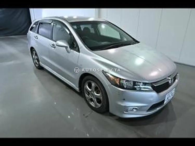 Honda Stream 2008, photo 1 of 5