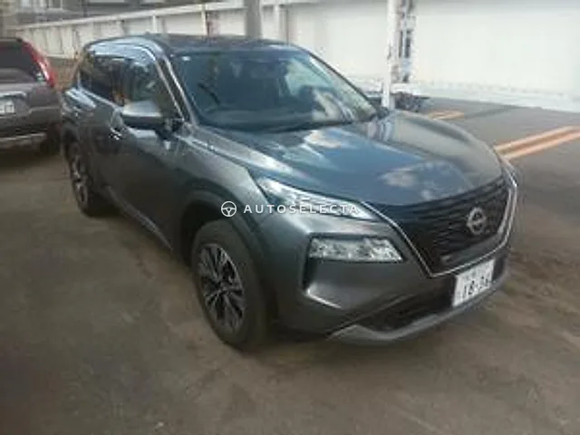 Nissan X-Trail 2023, auction grade 4.5