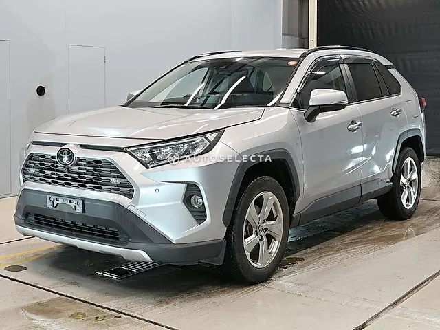 Toyota RAV4 2020, auction grade 3.5