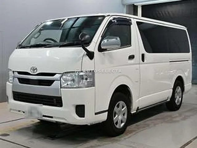 Toyota Hiace Van 2021, auction grade 3.5