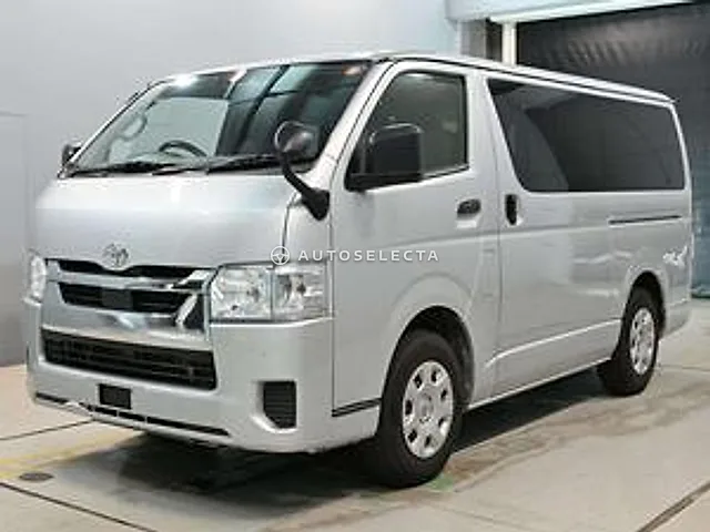 Toyota Hiace Van 2022, auction grade 4