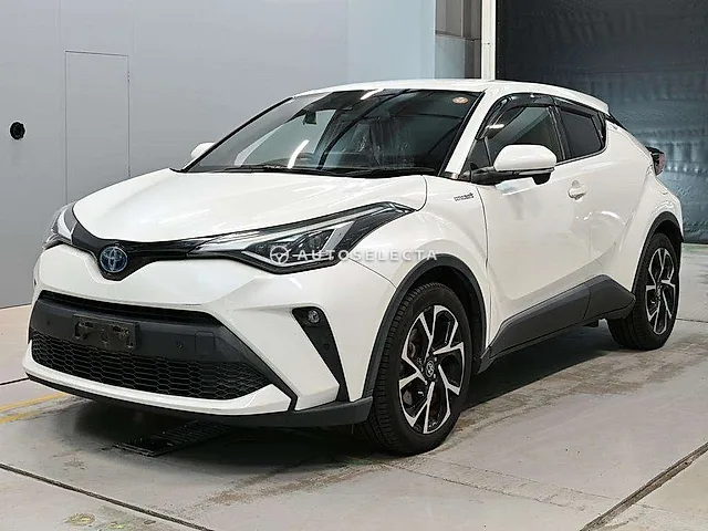 Toyota C-HR 2019, auction grade RA