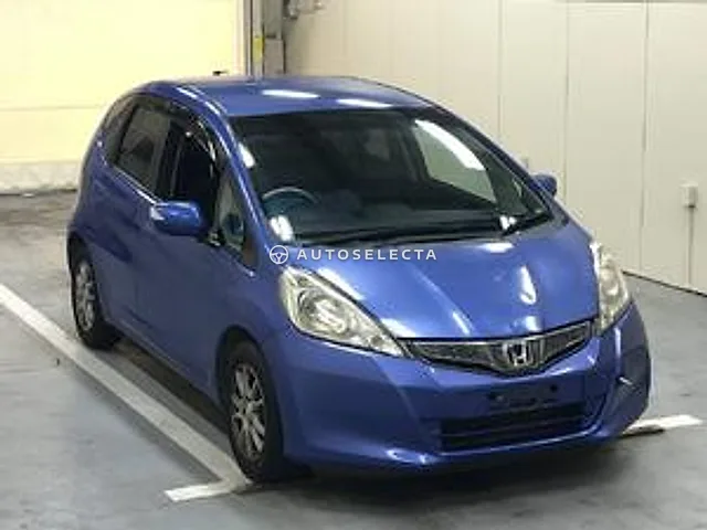 Honda Fit 2011, auction grade R