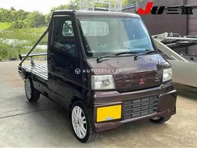 Mitsubishi Minicab Truck 1999, auction grade 3.5