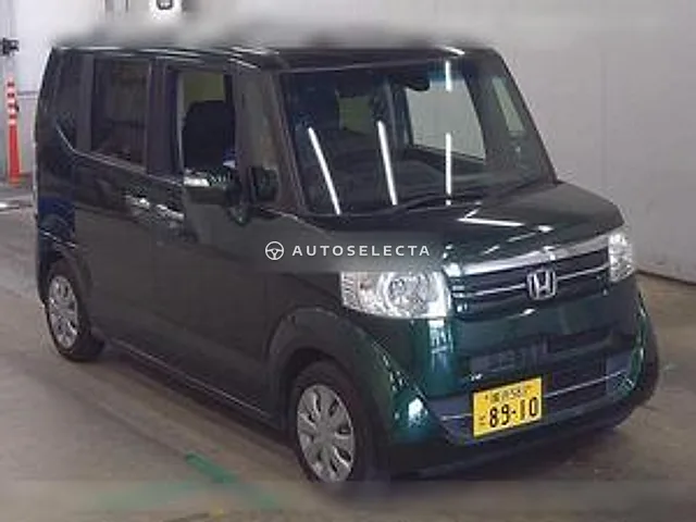 Honda N-BOX 2017, auction grade 4