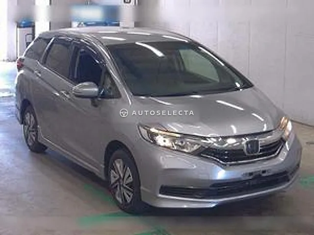 Honda Shuttle 2021, auction grade 4