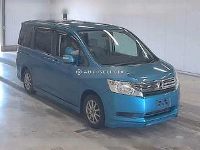 Honda Stepwgn 2012, auction grade 3.5