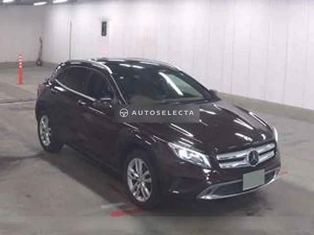 Mercedes-Benz GLA-Class 2015, auction grade 4