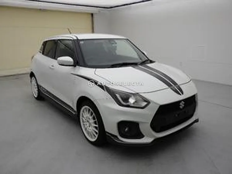 Suzuki Swift 2017, photo 1 of 7