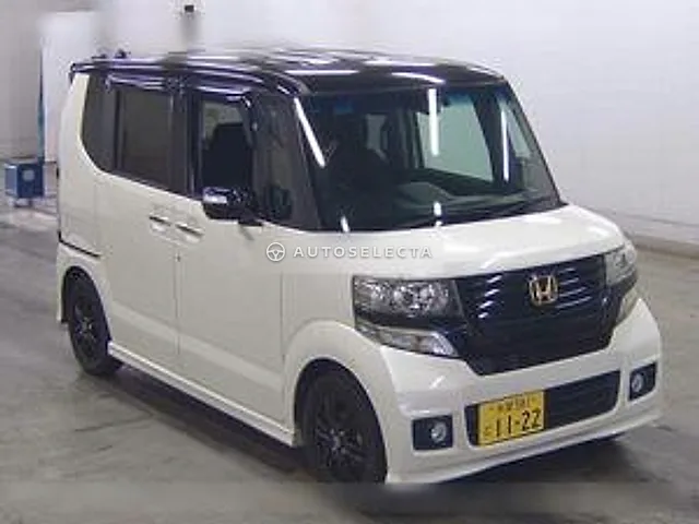 Honda N-BOX+ Custom 2014, auction grade 4