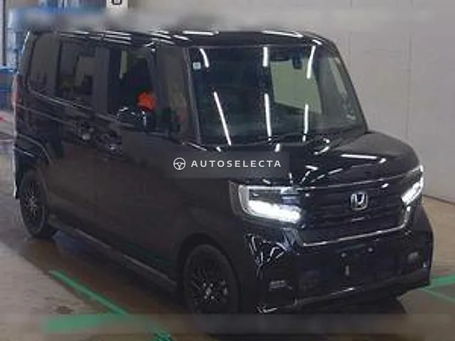 Honda N-BOX Custom 2022, auction grade 4