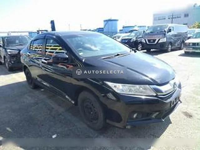 Honda Grace 2015