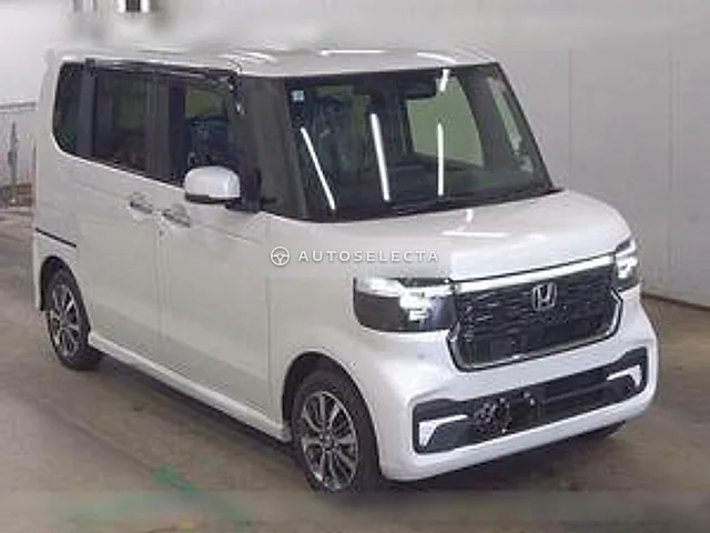 Honda N-BOX Custom 2025, auction grade 6
