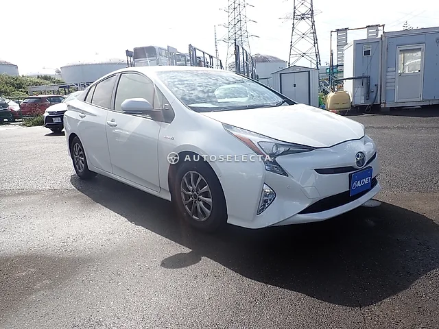 Toyota Prius 2018, auction grade 3