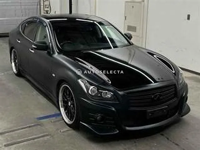 Nissan Fuga 2012, auction grade 4