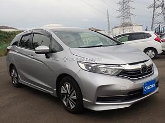 Honda Shuttle 2019, auction grade 3.5