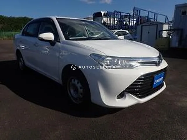 Toyota Corolla Axio 2017, auction grade 3.5
