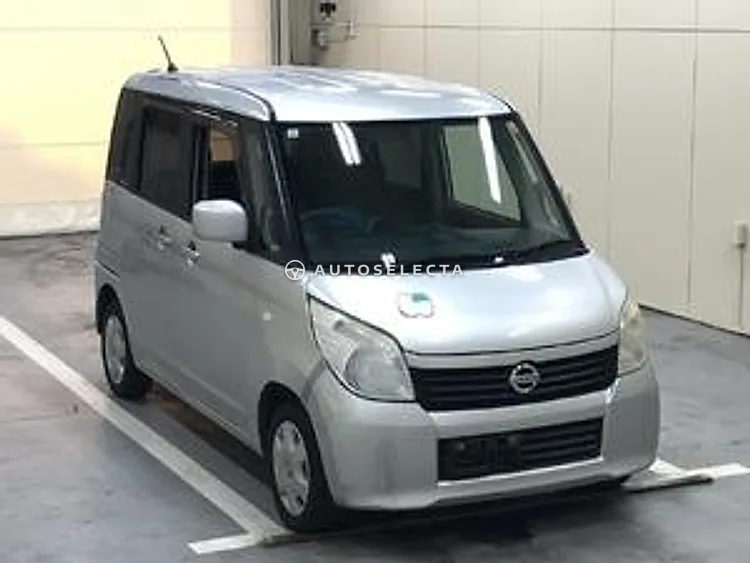 Nissan Roox 2012, photo 1 of 1