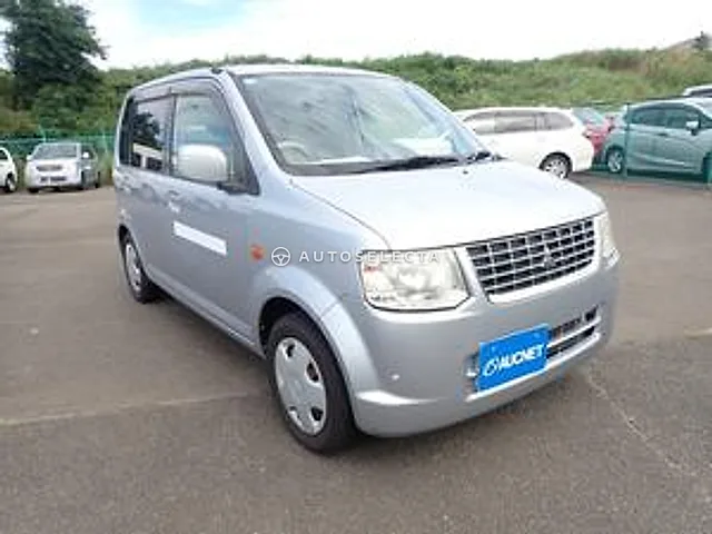 Mitsubishi eK Wagon 2013, auction grade 3.5