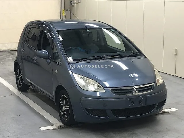 Mitsubishi Colt 2005, auction grade 3.5