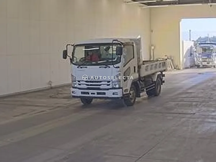 Isuzu Forward 2016, photo 1 of 1