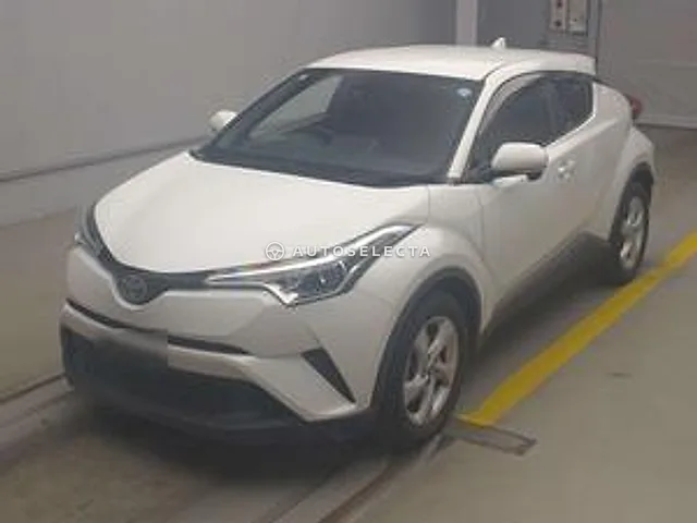 Toyota C-HR 2017, auction grade 3.5
