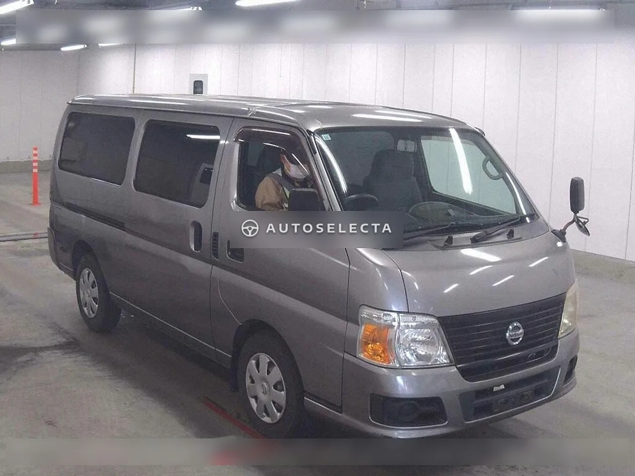 Nissan Caravan 2011, photo 1 of 1