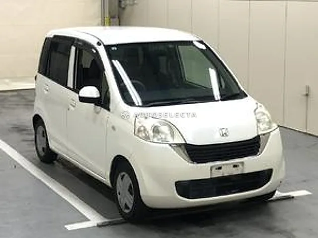 Honda Life 2009, auction grade 4